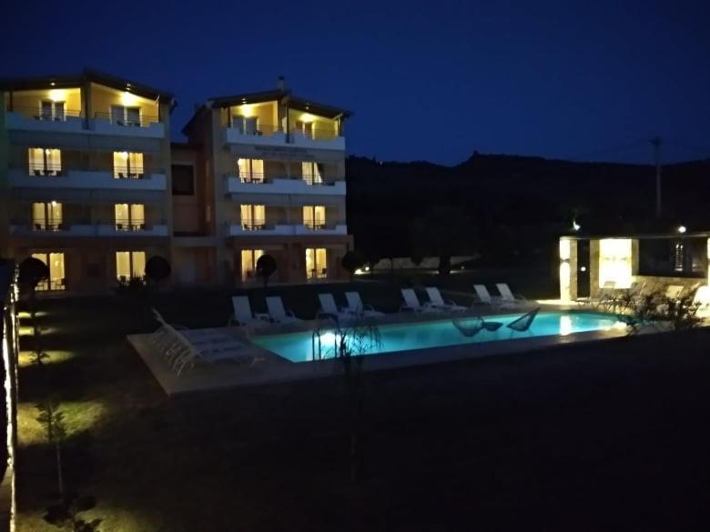 扎哈罗Alex House公寓式酒店 外观 照片